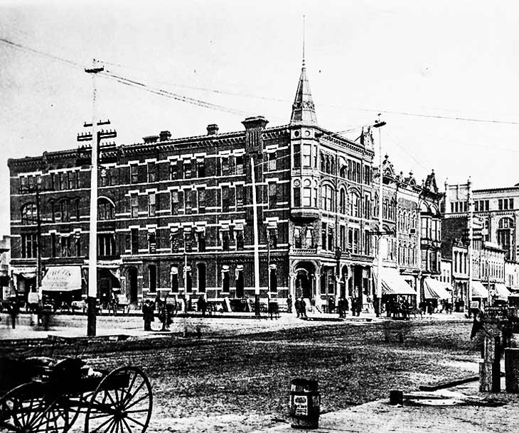 1885 Building
